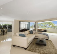 KINGSCLIFF OCEAN VIEW TERRACE BY THE FIGTREE 5 - Yamba Accommodation