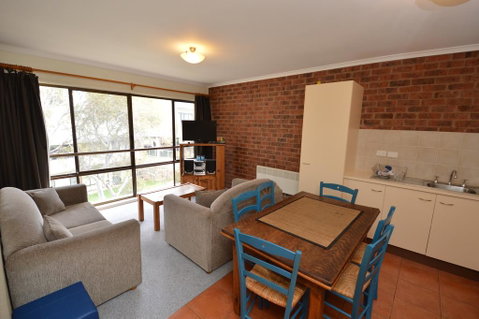 Kirwan 32 - Yamba Accommodation 0