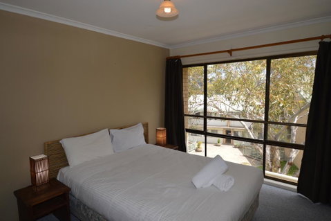 Kirwan 32 - Yamba Accommodation 2