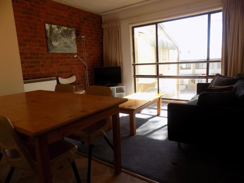 Kirwan Apartments 27 - Yamba Accommodation 3
