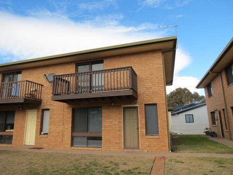 Kirwan Gardens 4 - Yamba Accommodation 3