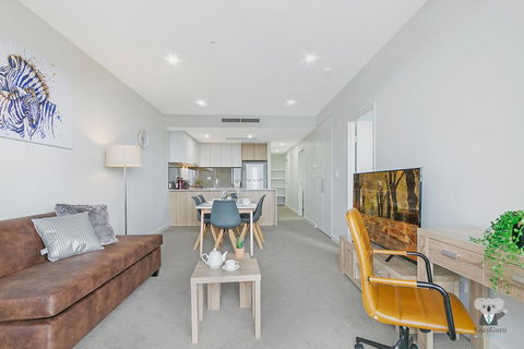 KOZYGURU PARRAMATTA CBD LUXURY 2 BED APT + FREE PARKING NPA011 - Yamba Accommodation 0