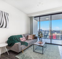 KOZYGURU SOUTH BRISBANE FUNKY 1 BED APT FREE PARKING QSB027-1810 - Yamba Accommodation