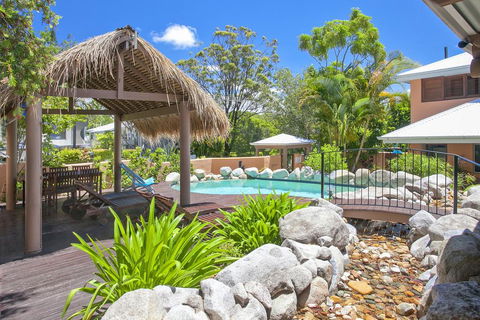 L'Auberge Noosa - Yamba Accommodation 1