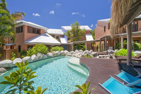 L'Auberge Noosa - Yamba Accommodation 2