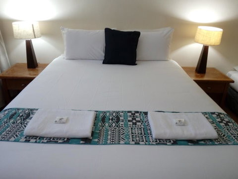 Lake Central Cairns - Yamba Accommodation 3