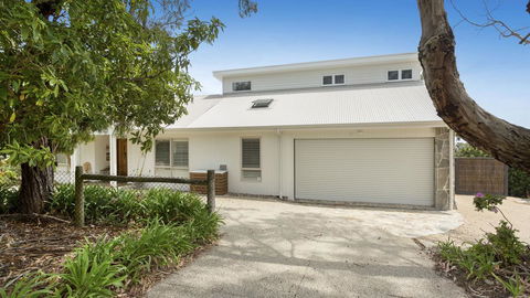 LANIKAI - MOUNT MARTHA - Yamba Accommodation 3