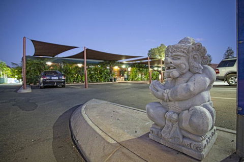 Latitude20 Cattrall Park - Yamba Accommodation 0