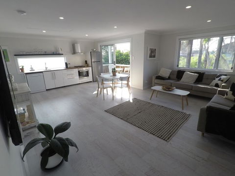 Lautan Cronulla Beach - Yamba Accommodation 0