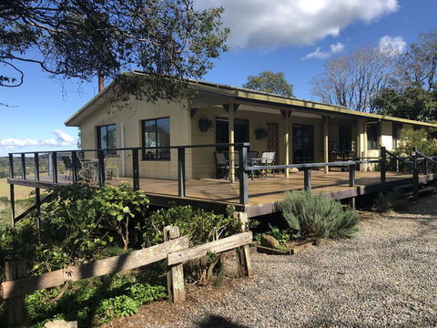 Lavender House - Yamba Accommodation 0
