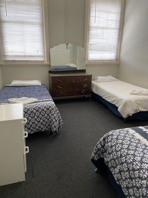 Leeton Hotel - Yamba Accommodation 2