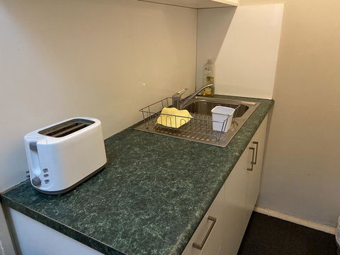 Leeton Hotel - Yamba Accommodation 1