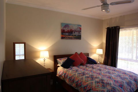 Lenoroc - Yamba Accommodation 0
