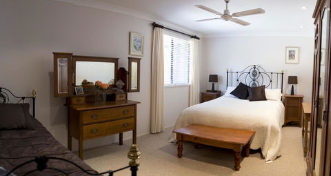 Leo's Rest Bathurst NSW - Yamba Accommodation 1