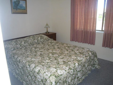 Light, Airy 1st Floor Unit - Marbrin Close, Bellara - Yamba Accommodation 2