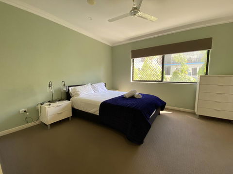 Lighthouse Apartments On The Strand - Yamba Accommodation 3