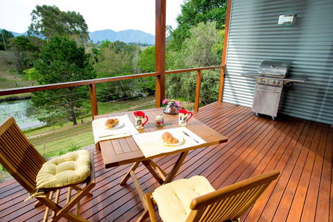 Lilypad Luxury Cabins - Yamba Accommodation 1