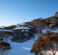 Lucy Lodge - Yamba Accommodation
