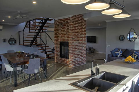 Lusso KV - Yamba Accommodation 1