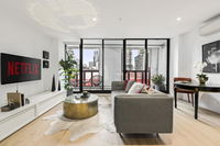 Luxuria Apartments - Manhattan
