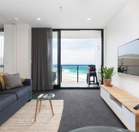 Luxury Beachfront Apartment In Newcastle - Yamba Accommodation