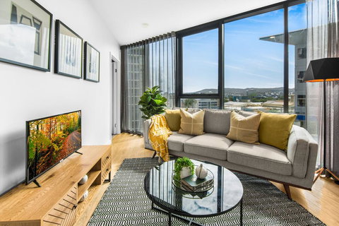 Luxury Inner-city Pad With Pool, Gym And Sauna - Yamba Accommodation 0