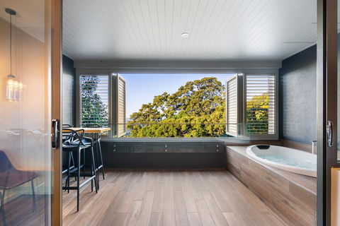 Luxury Spa Retreat With Ocean And Hinterland Views - Yamba Accommodation 2