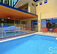 LUXURY VILLA W POOL  SPAS