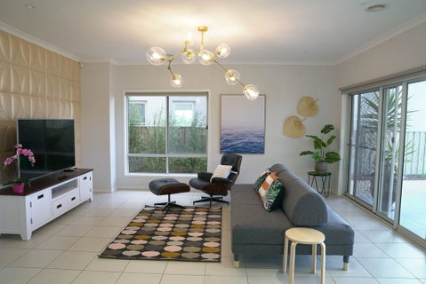 Luxury Waterfront Villa In Sanctuary Lakes - Yamba Accommodation 0