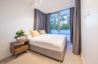 LuxuryBrandNew2BedroomHotTubPoolBarWiFiCarPark