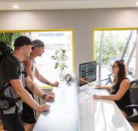 Mad Monkey Backpackers Village - Yamba Accommodation