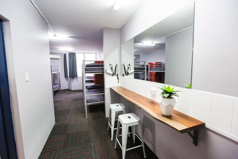 Mad Monkey Backpackers Waterfront - Yamba Accommodation 2
