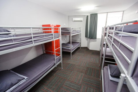 Mad Monkey Backpackers Waterfront - Yamba Accommodation 3