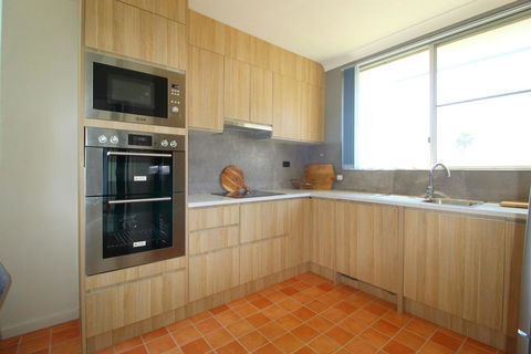 Main Stay 8, 1 Main Street - Yamba Accommodation 1