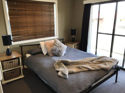 Maison Noir 1 - Yamba Accommodation 1