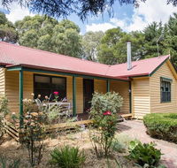 Malakai Farm Stay - Yamba Accommodation