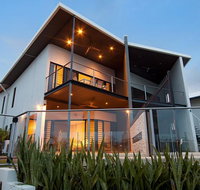 Marina Views Townhouse - Yamba Accommodation