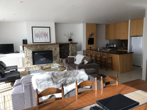 Mark II 2 West - Yamba Accommodation 2