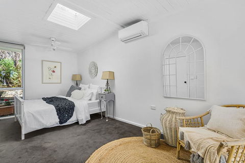 MARTHA COTTAGE - MT MARTHA - Yamba Accommodation 3