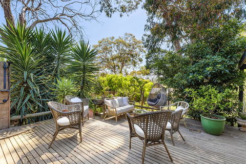 MARTHA COTTAGE - MT MARTHA - Yamba Accommodation 1