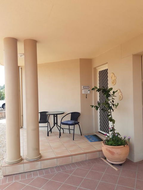Maxs Beachside Villa - Yamba Accommodation 2