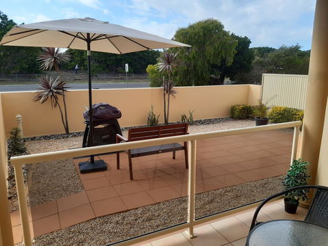 Maxs Beachside Villa - Yamba Accommodation 1