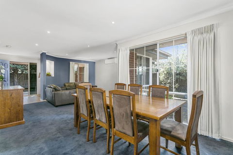 McCrae On The Beach - Right On The Magnificent Beach - Yamba Accommodation 1