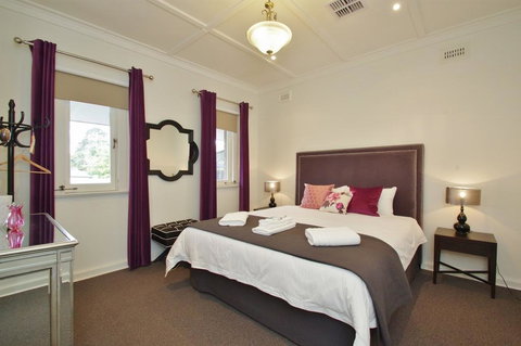 McKenzie House - Yamba Accommodation 1