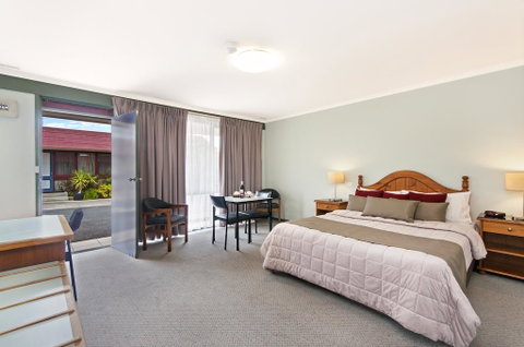 Melaleuca Motel - Yamba Accommodation 0