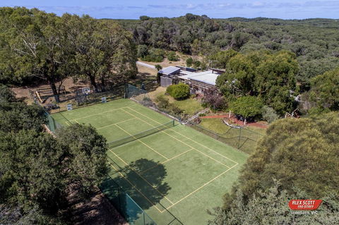 Melaleuca Retreat - Yamba Accommodation 3