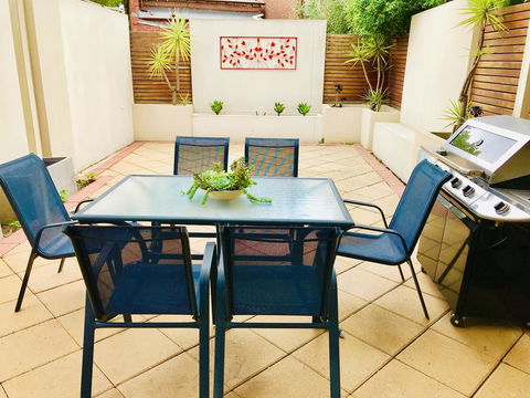 Melbourne Inner City Short Stay Near Flemington Racecourse Free Wifi And Netflix - Yamba Accommodation 1