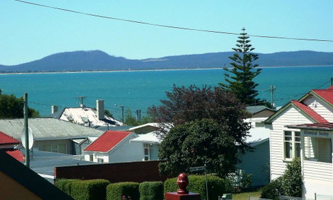 Meredith House - Yamba Accommodation 0