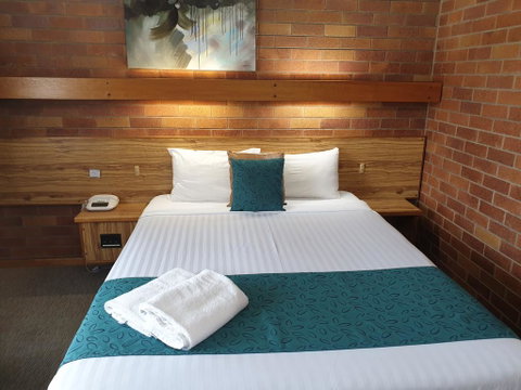 Merino Motor Inn - Yamba Accommodation 0