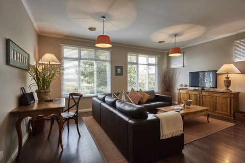 Mews Cottages - Yamba Accommodation 2